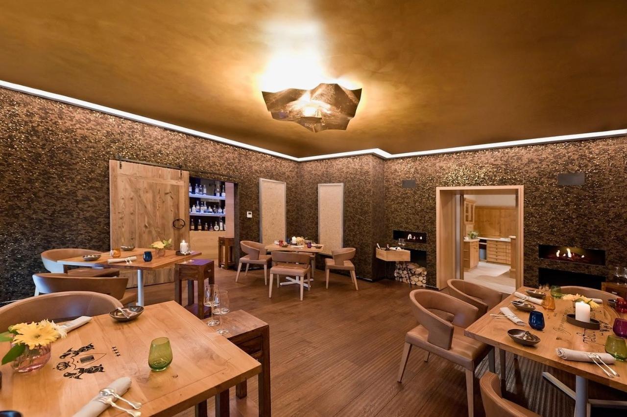 Hotel Blauer Engel Aue  Ngoại thất bức ảnh